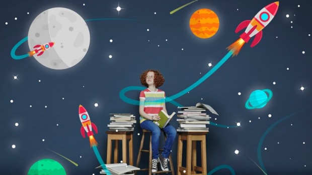 teach space in primary school ideas